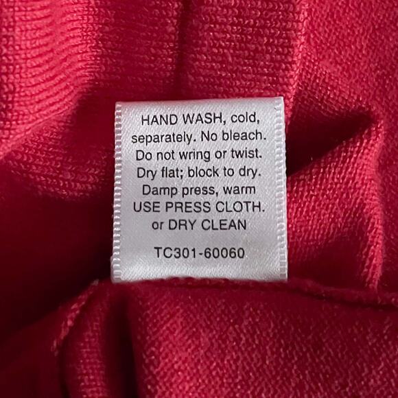 NWT Women's Pendleton Ruffle Neck Sweater Red Knit Silk Cashmere Blend Size M - Picture 5 of 7